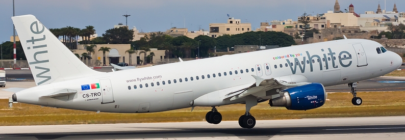 White Airbus A320-200